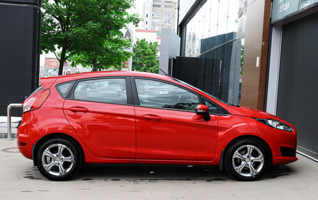 Ford Fiesta, 2016 год, 880 000 рублей, 4 фотография