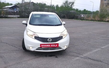 Nissan Note II рестайлинг, 2014 год, 900 000 рублей, 13 фотография
