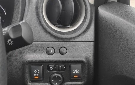 Nissan Note II рестайлинг, 2014 год, 900 000 рублей, 22 фотография