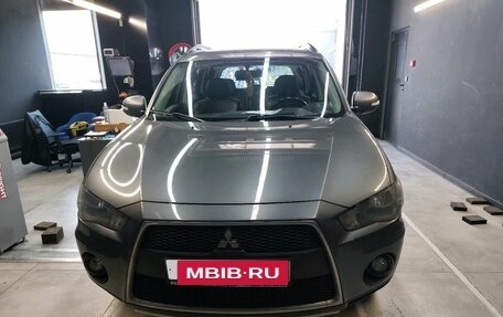 Mitsubishi Outlander III рестайлинг 3, 2010 год, 997 000 рублей, 1 фотография