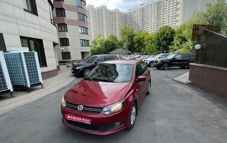 Volkswagen Polo VI (EU Market), 2012 год, 750 000 рублей, 1 фотография