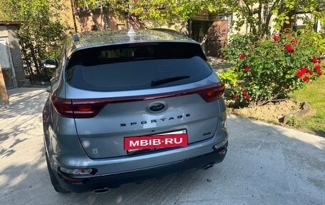 KIA Sportage IV рестайлинг, 2021 год, 2 700 000 рублей, 2 фотография