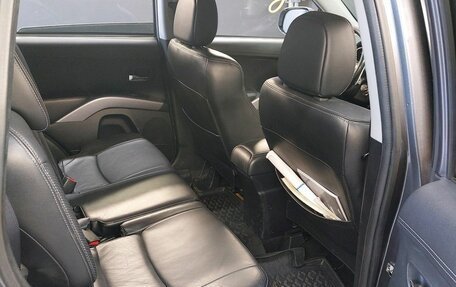 Mitsubishi Outlander III рестайлинг 3, 2010 год, 997 000 рублей, 12 фотография