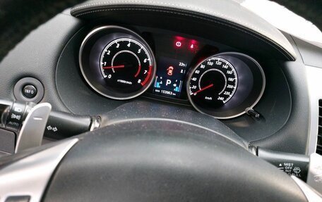 Mitsubishi Outlander III рестайлинг 3, 2010 год, 997 000 рублей, 17 фотография