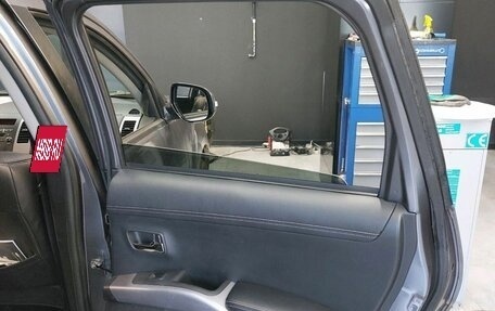 Mitsubishi Outlander III рестайлинг 3, 2010 год, 997 000 рублей, 11 фотография