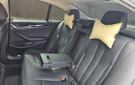BMW 5 серия, 2019 год, 2 850 000 рублей, 10 фотография