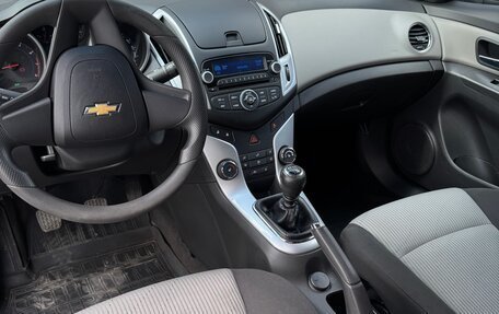 Chevrolet Cruze II, 2014 год, 920 000 рублей, 12 фотография