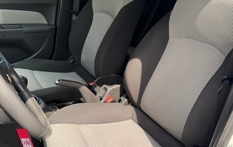 Chevrolet Cruze II, 2014 год, 920 000 рублей, 10 фотография