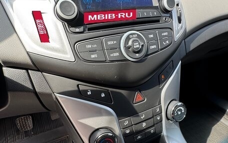 Chevrolet Cruze II, 2014 год, 920 000 рублей, 8 фотография