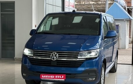 Volkswagen Multivan T6 рестайлинг, 2020 год, 5 600 000 рублей, 3 фотография