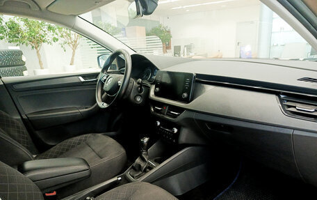 Skoda Rapid II, 2020 год, 988 000 рублей, 15 фотография