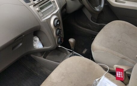 Toyota Vitz, 2008 год, 440 000 рублей, 9 фотография