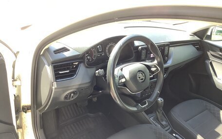 Skoda Rapid II, 2021 год, 1 280 000 рублей, 6 фотография