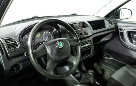 Skoda Fabia II, 2011 год, 349 585 рублей, 11 фотография