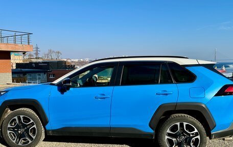 Toyota RAV4, 2019 год, 2 990 000 рублей, 13 фотография