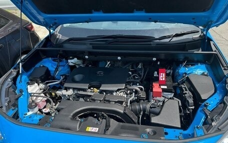 Toyota RAV4, 2019 год, 2 990 000 рублей, 2 фотография