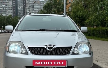 Toyota Corolla, 2002 год, 1 000 000 рублей, 4 фотография