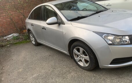 Chevrolet Cruze II, 2012 год, 770 000 рублей, 3 фотография