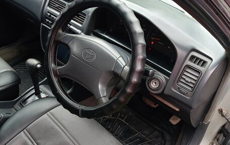 Toyota Vista, 1996 год, 250 000 рублей, 12 фотография