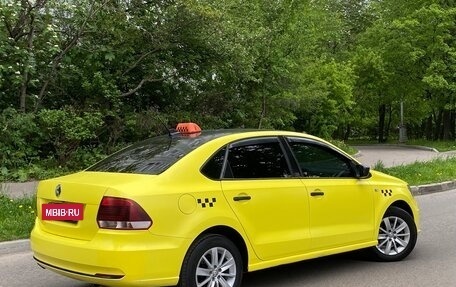 Volkswagen Polo VI (EU Market), 2018 год, 680 000 рублей, 3 фотография