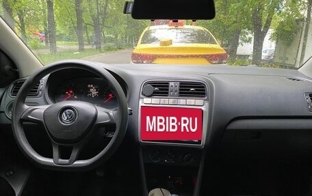 Volkswagen Polo VI (EU Market), 2018 год, 680 000 рублей, 7 фотография