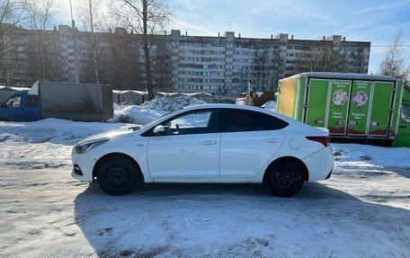 Hyundai Solaris II рестайлинг, 2019 год, 760 000 рублей, 4 фотография
