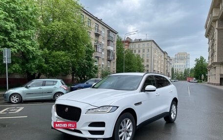 Jaguar F-Pace, 2016 год, 2 250 000 рублей, 5 фотография