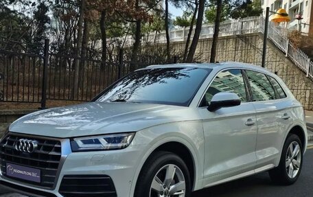 Audi Q5, 2020 год, 2 995 000 рублей, 2 фотография