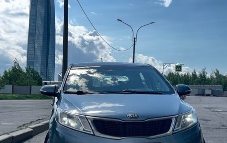 KIA Rio III рестайлинг, 2013 год, 800 000 рублей, 4 фотография