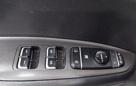 KIA Optima IV, 2018 год, 1 710 000 рублей, 18 фотография