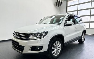 Volkswagen Tiguan I, 2016 год, 1 649 900 рублей, 1 фотография