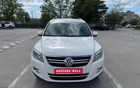 Volkswagen Tiguan I, 2010 год, 1 250 000 рублей, 2 фотография