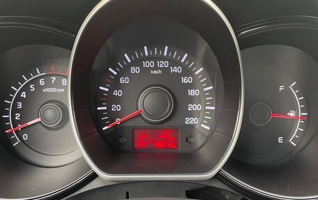 KIA Rio III рестайлинг, 2015 год, 1 000 000 рублей, 7 фотография
