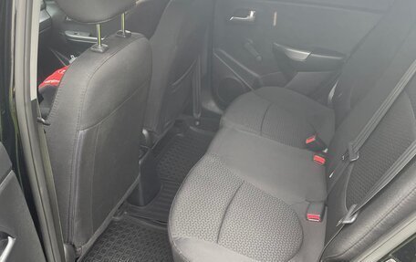 KIA Rio III рестайлинг, 2015 год, 1 000 000 рублей, 14 фотография