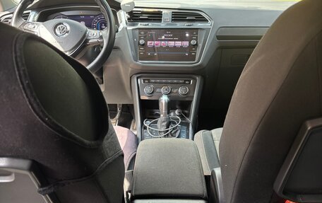 Volkswagen Tiguan II, 2018 год, 2 950 000 рублей, 12 фотография