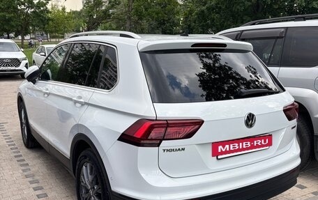 Volkswagen Tiguan II, 2018 год, 2 950 000 рублей, 6 фотография