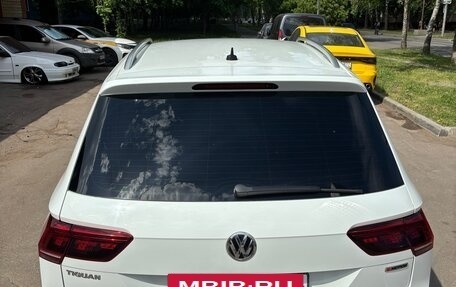 Volkswagen Tiguan II, 2018 год, 2 950 000 рублей, 9 фотография