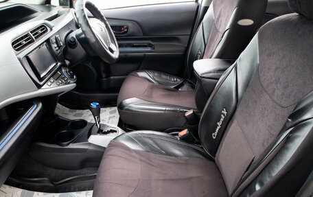 Toyota Aqua I, 2013 год, 939 000 рублей, 20 фотография