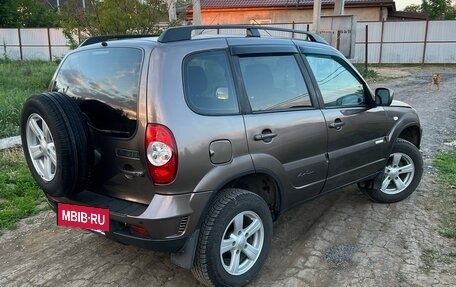 Chevrolet Niva I рестайлинг, 2014 год, 685 000 рублей, 5 фотография