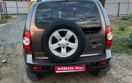Chevrolet Niva I рестайлинг, 2014 год, 685 000 рублей, 4 фотография