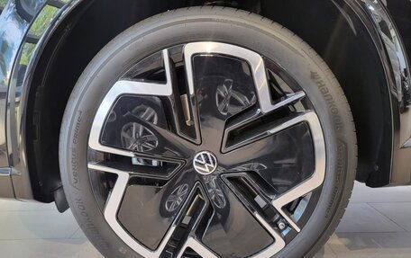 Volkswagen Tiguan, 2024 год, 6 298 000 рублей, 11 фотография