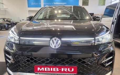 Volkswagen Tiguan, 2024 год, 6 298 000 рублей, 2 фотография