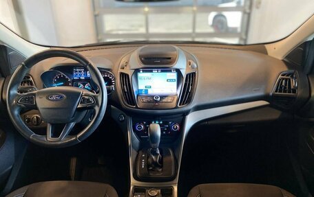 Ford Kuga III, 2017 год, 1 550 000 рублей, 9 фотография