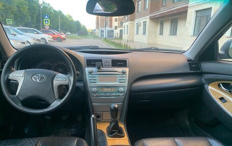 Toyota Camry, 2006 год, 690 000 рублей, 11 фотография