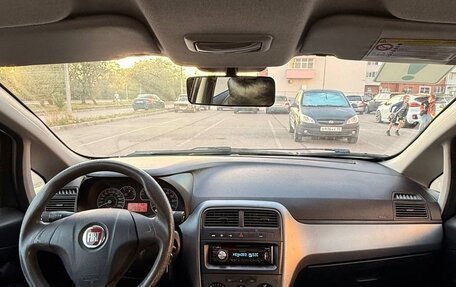 Fiat Punto III Punto Evo рестайлинг, 2011 год, 620 000 рублей, 3 фотография