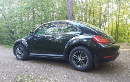 Volkswagen Beetle, 2014 год, 1 799 000 рублей, 2 фотография