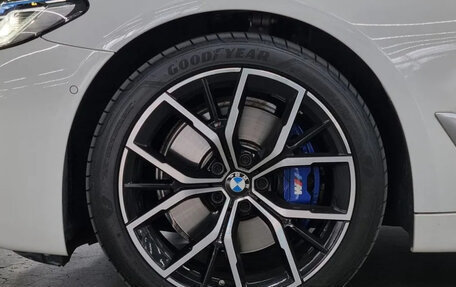 BMW 5 серия, 2022 год, 5 451 000 рублей, 10 фотография