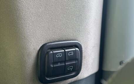 Mercedes-Benz Viano, 2003 год, 900 000 рублей, 30 фотография