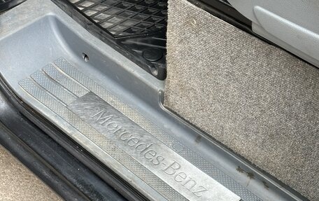 Mercedes-Benz Viano, 2003 год, 900 000 рублей, 29 фотография