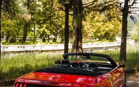 Ford Mustang VI рестайлинг, 2016 год, 2 999 000 рублей, 7 фотография